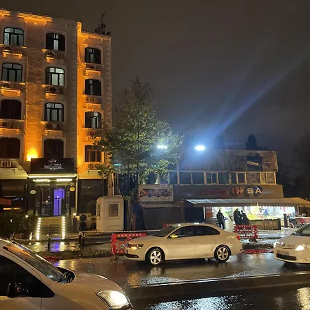 Topkapi Sabena מלון 3*