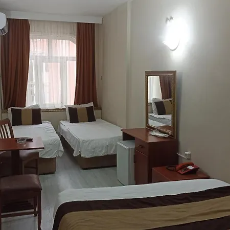 Topkapi Sabena מלון 3*